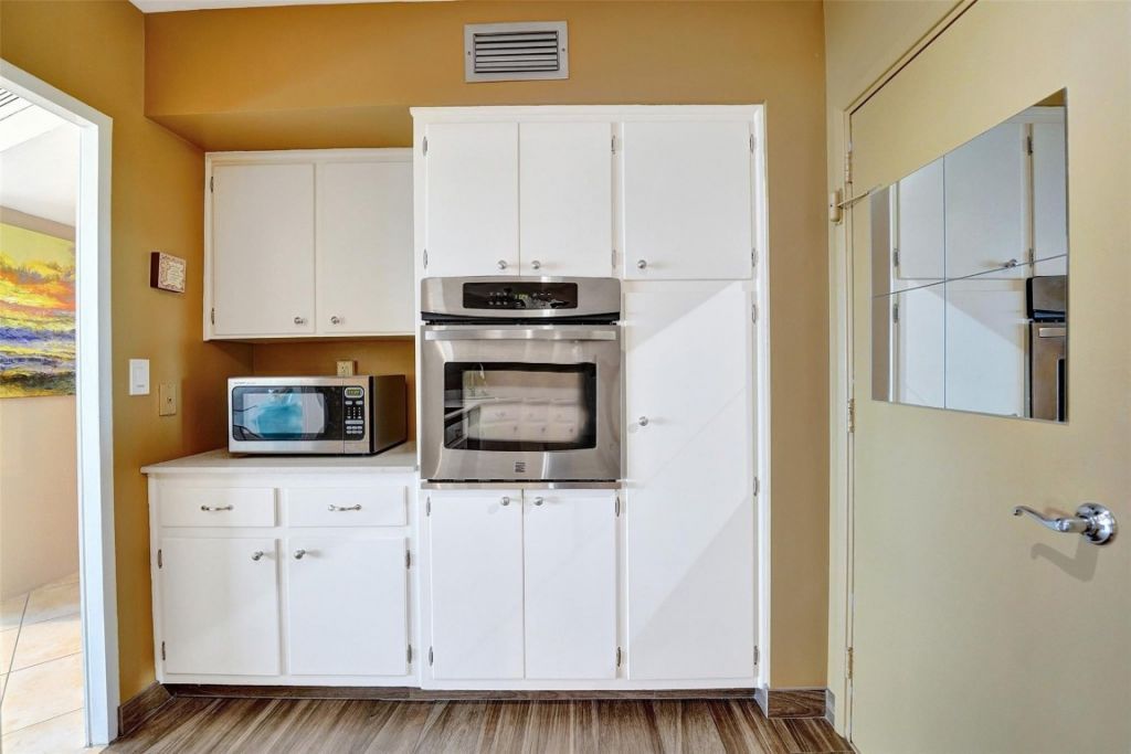 3233 NE 34th Street, Unit 1517, Fort Lauderdale, FL 33308 Photo