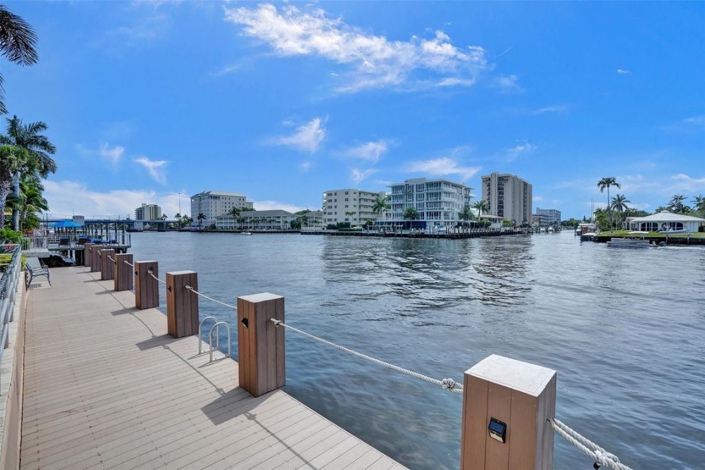 3233 NE 34th Street, Unit 1517, Fort Lauderdale, FL 33308 Photo