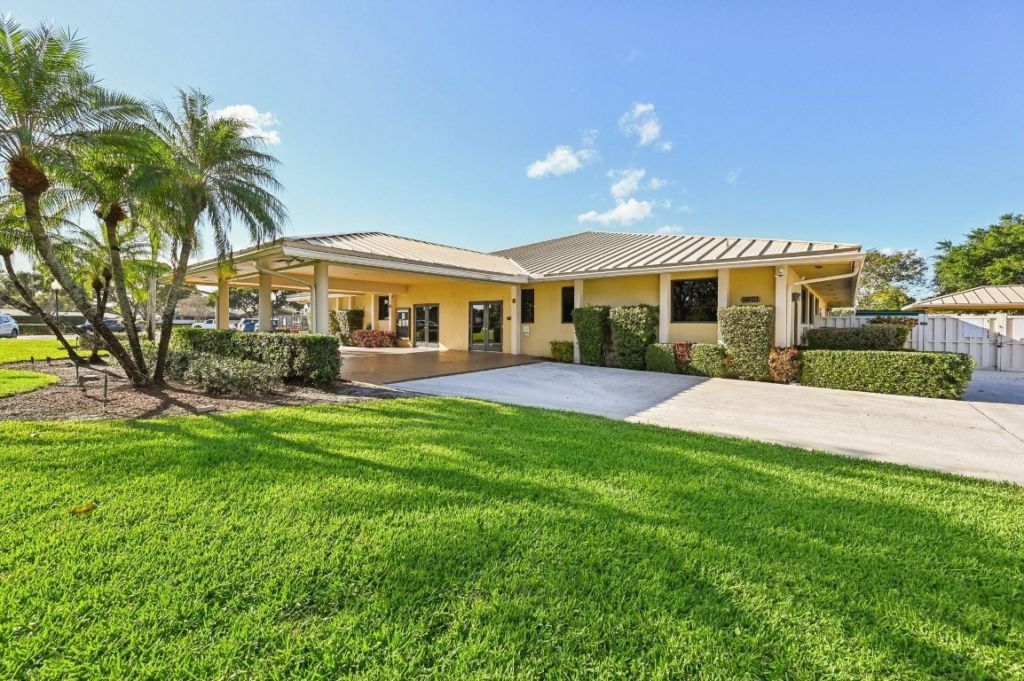 5760 Golden Eagle Circle, Palm Beach Gardens, FL 33418 Photo