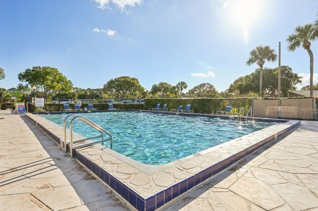 5760 Golden Eagle Circle, Palm Beach Gardens, FL 33418 Photo