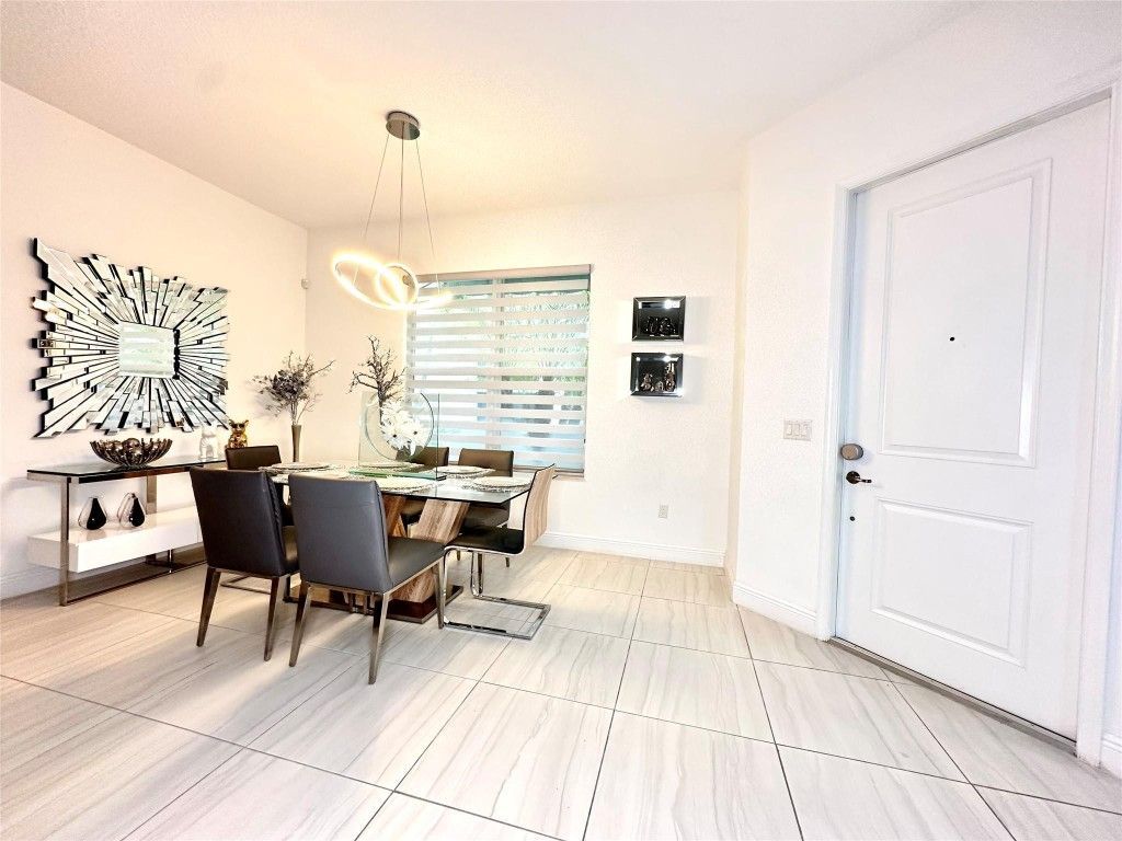 1765 NW 124th Place, Pembroke Pines, FL 33028 Photo