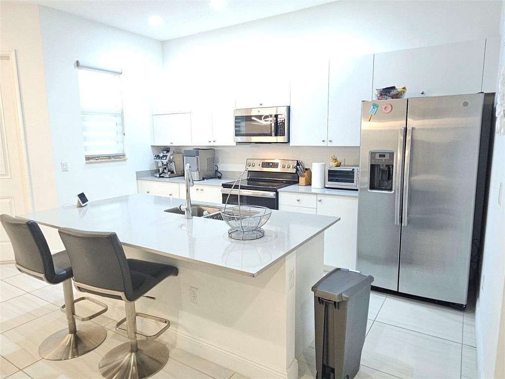 1765 NW 124th Place, Pembroke Pines, FL 33028 Photo