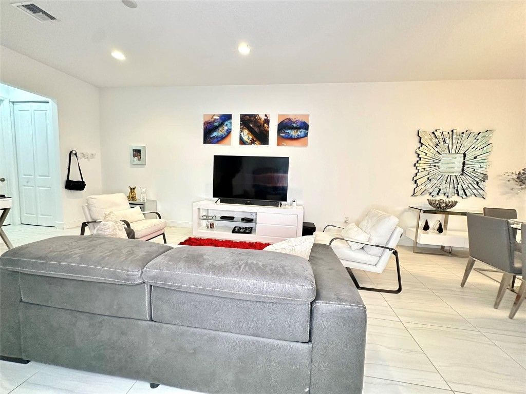 1765 NW 124th Place, Pembroke Pines, FL 33028 Photo