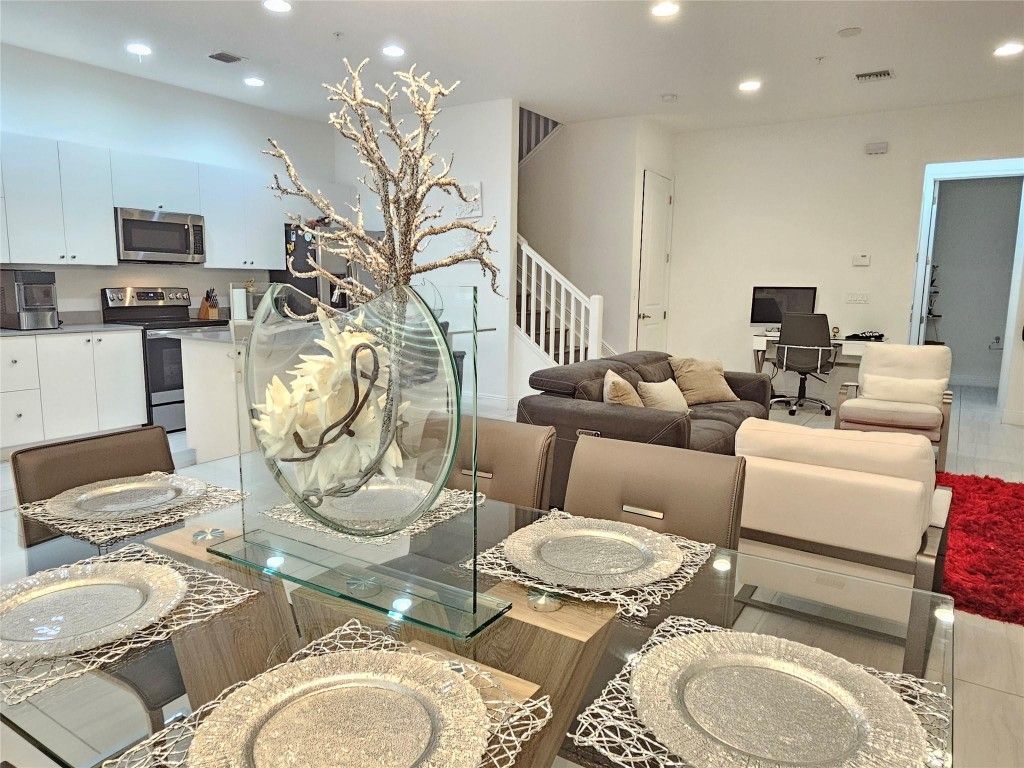 1765 NW 124th Place, Pembroke Pines, FL 33028 Photo