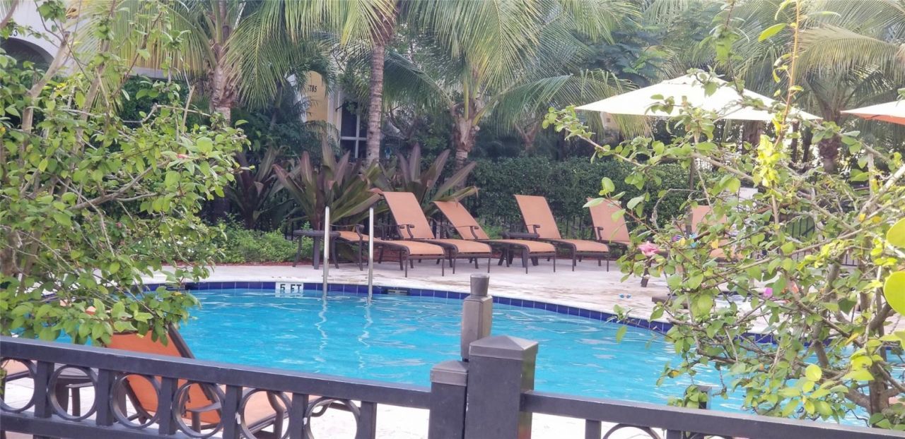 1765 NW 124th Place, Pembroke Pines, FL 33028 Photo