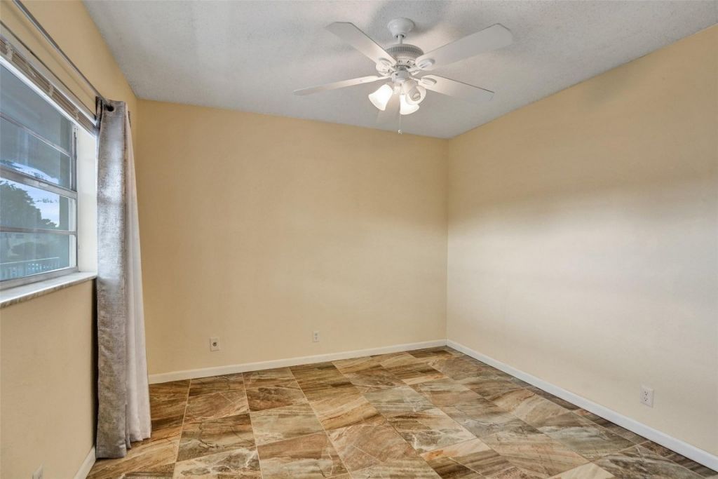 651 NW 80th Terrace, Unit 207, Margate, FL 33063 Photo