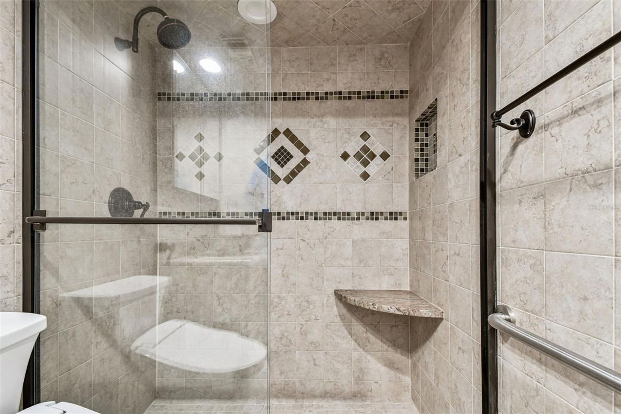 6104 Palma Del Mar Boulevard S, Unit 402, Saint Petersburg, FL 33715 Photo