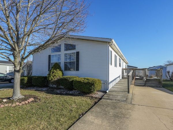 81 Sugar Court, Manteno, IL 60950