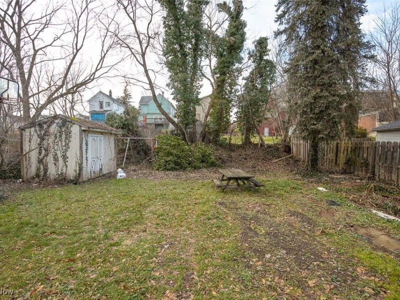 144 19th Street NW, Barberton, OH 44203 Photo 22