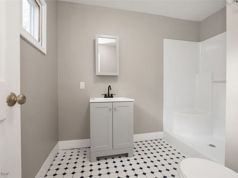 144 19th Street NW, Barberton, OH 44203 Photo 8