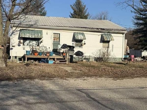 1704 Wabash Avenue, Vincennes, IN 47591