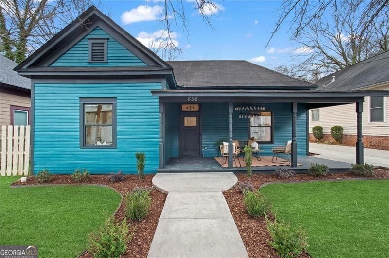 656 Shelton Avenue Sw, Atlanta, GA 30310 Main Photo