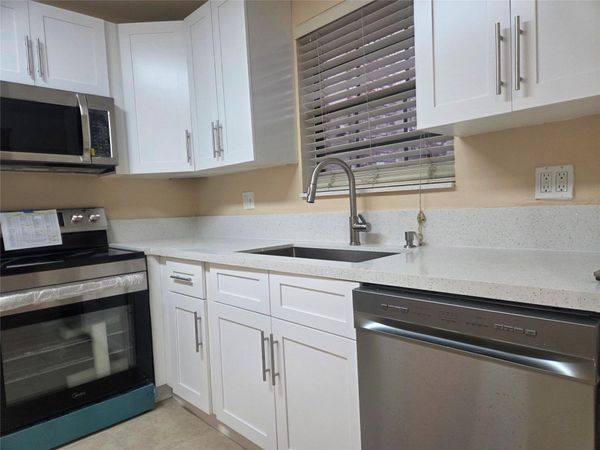 3351 NW 85th Avenue, Unit 114, Coral Springs, FL 33065