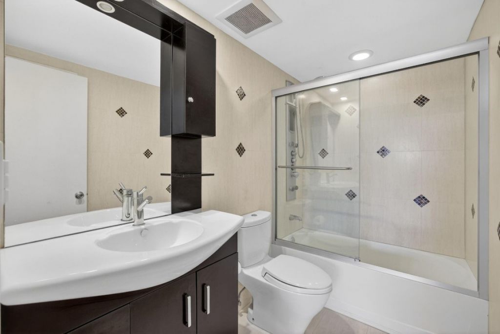 2900 NE 30th St, Unit A4, Fort Lauderdale, FL 33306 Photo