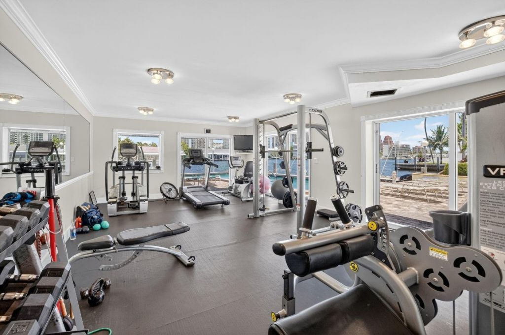 2900 NE 30th St, Unit A4, Fort Lauderdale, FL 33306 Photo