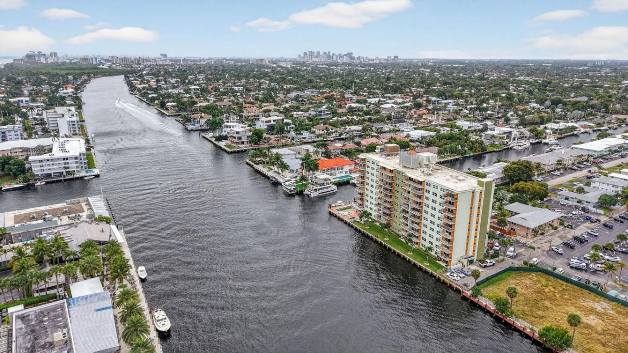 2900 NE 30th St, Unit A4, Fort Lauderdale, FL 33306 Photo