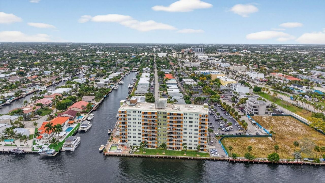 2900 NE 30th St, Unit A4, Fort Lauderdale, FL 33306 Photo