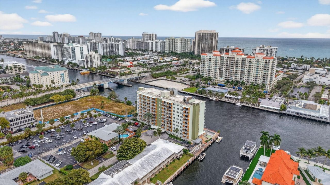 2900 NE 30th St, Unit A4, Fort Lauderdale, FL 33306 Photo