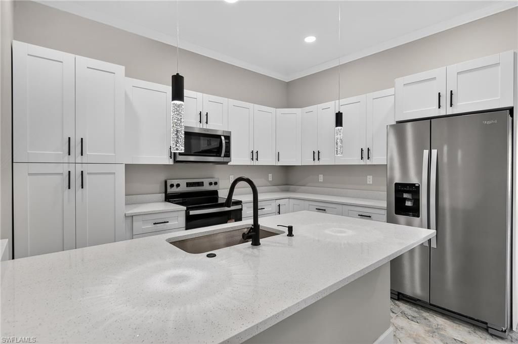 3701 Madison Ave, Fort Myers, FL 33916 Photo