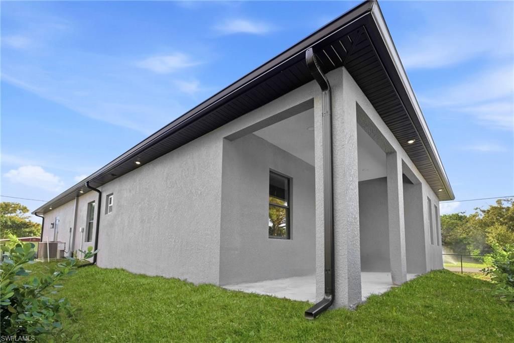 3701 Madison Ave, Fort Myers, FL 33916 Photo