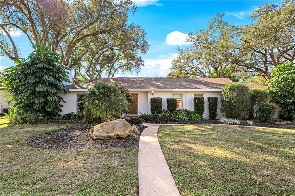 1334 Vesper Dr, Fort Myers, FL 33901 Photo