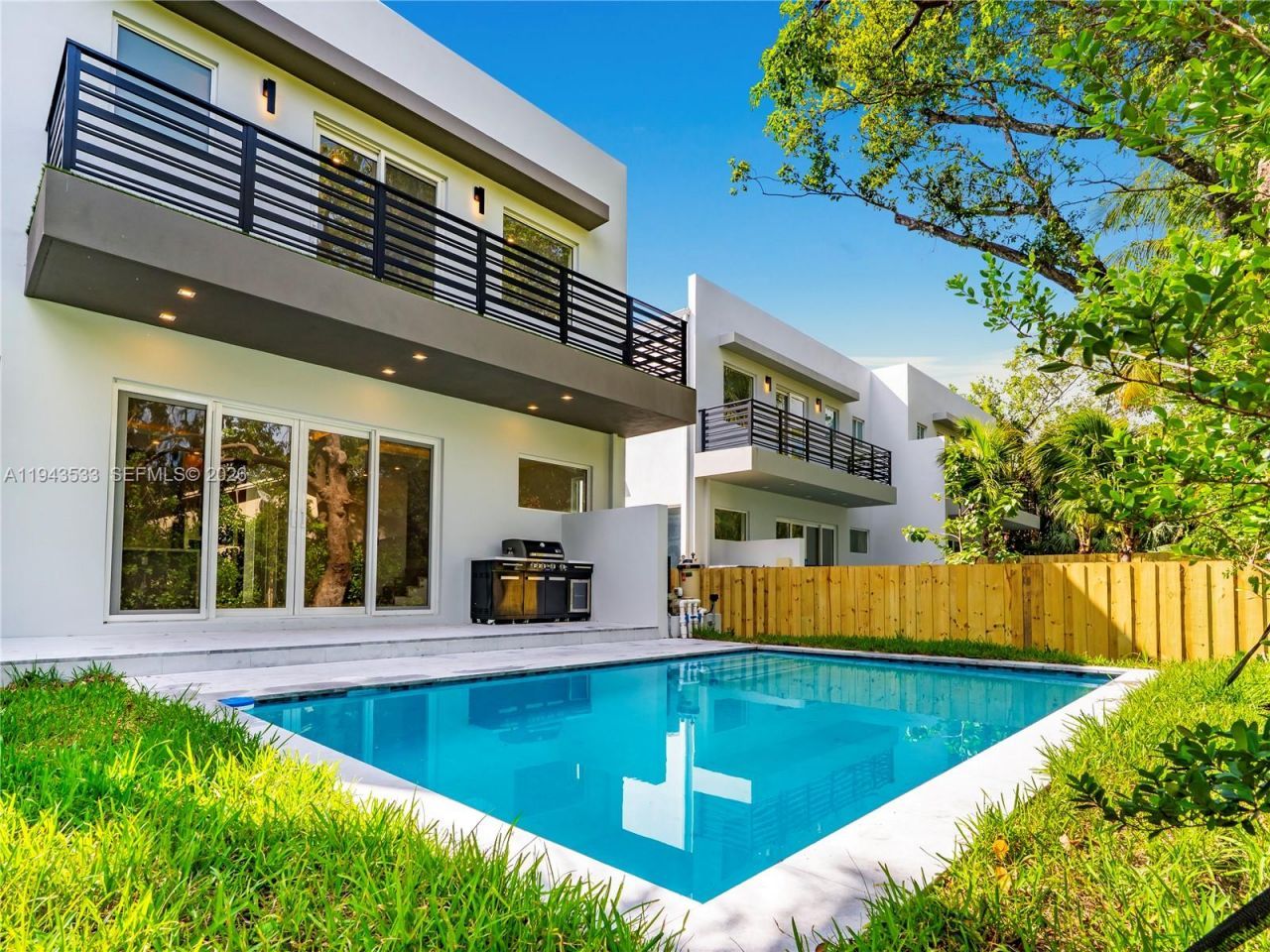 1703 SW 23rd St, Fort Lauderdale, FL 33315 Photo