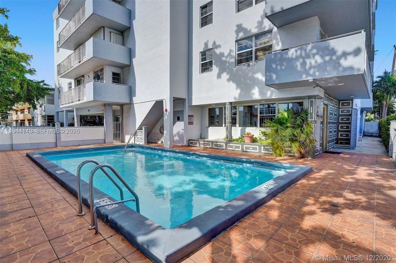 1145 Normandy Dr , Unit 504, Miami Beach, FL 33141 Photo