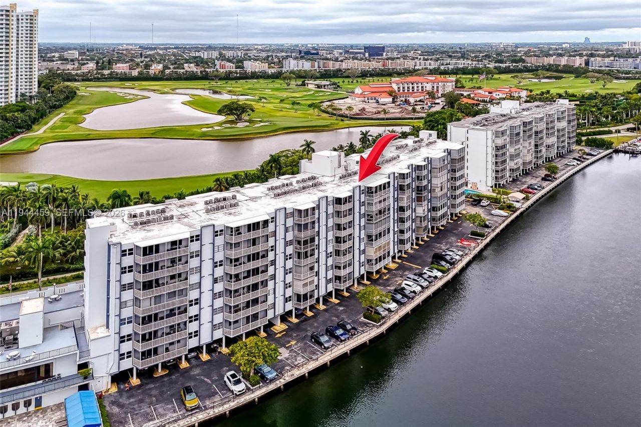 300 Diplomat Pkwy, Unit 811, Hallandale Beach, FL 33009 Photo