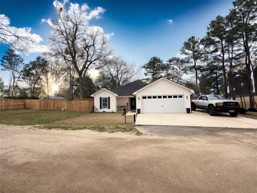 12107 Split Oak Drive, Poynor, TX 75782 Main Photo