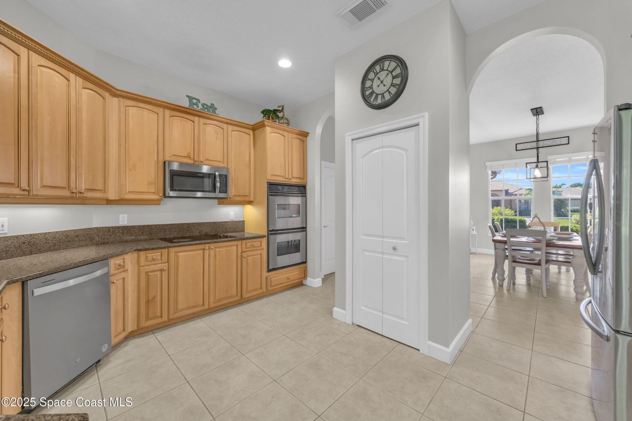 870 SW Grand Reserves Boulevard, Port Saint Lucie, FL 34986 Photo
