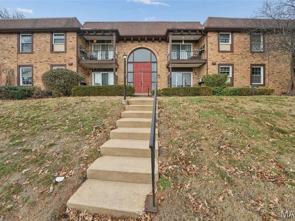 11872 Cresta Verde Drive, Unit D, St Louis, MO 63146