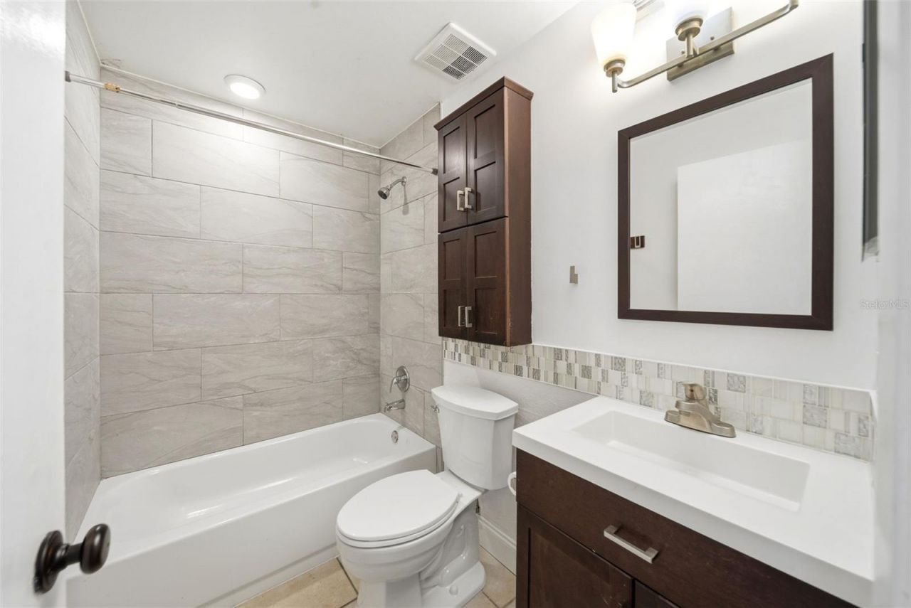 442 Meadowood Boulevard, Fern Park, FL 32730 Photo