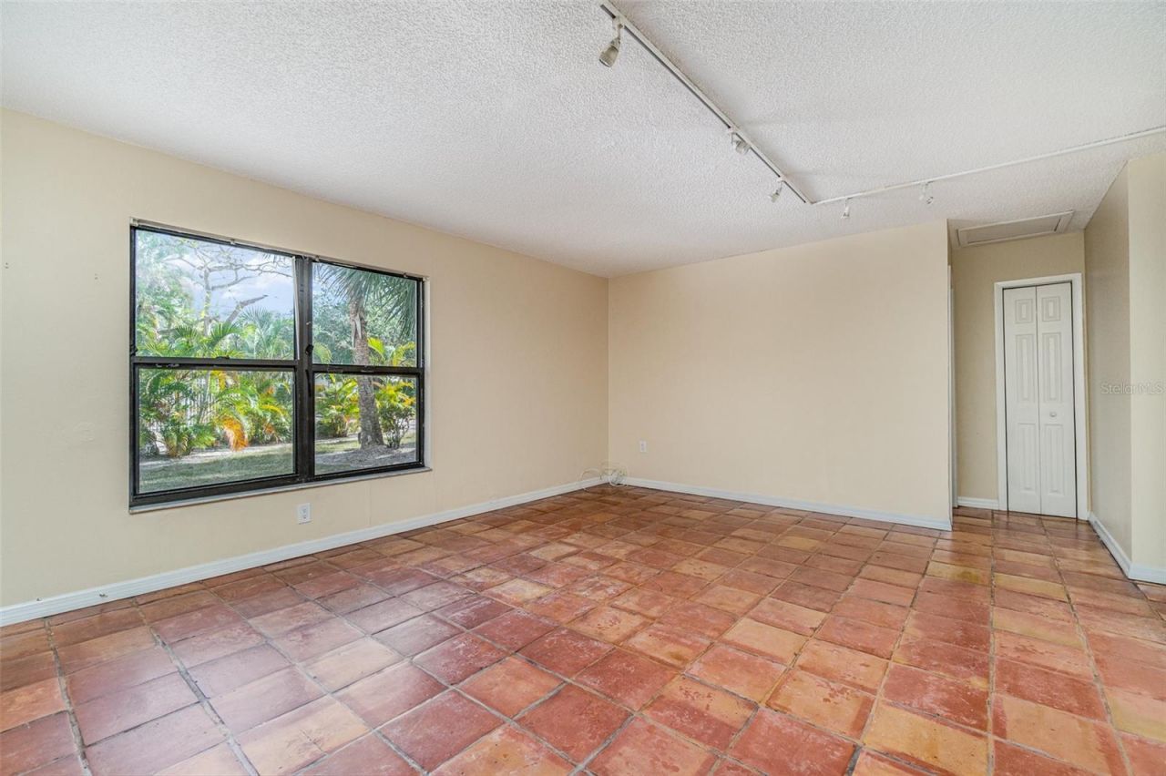 4651 Summerwind Drive, Unit 26, Sarasota, FL 34234 Photo