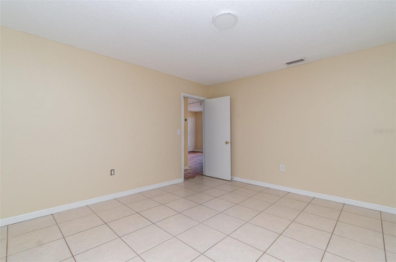 4651 Summerwind Drive, Unit 26, Sarasota, FL 34234 Photo