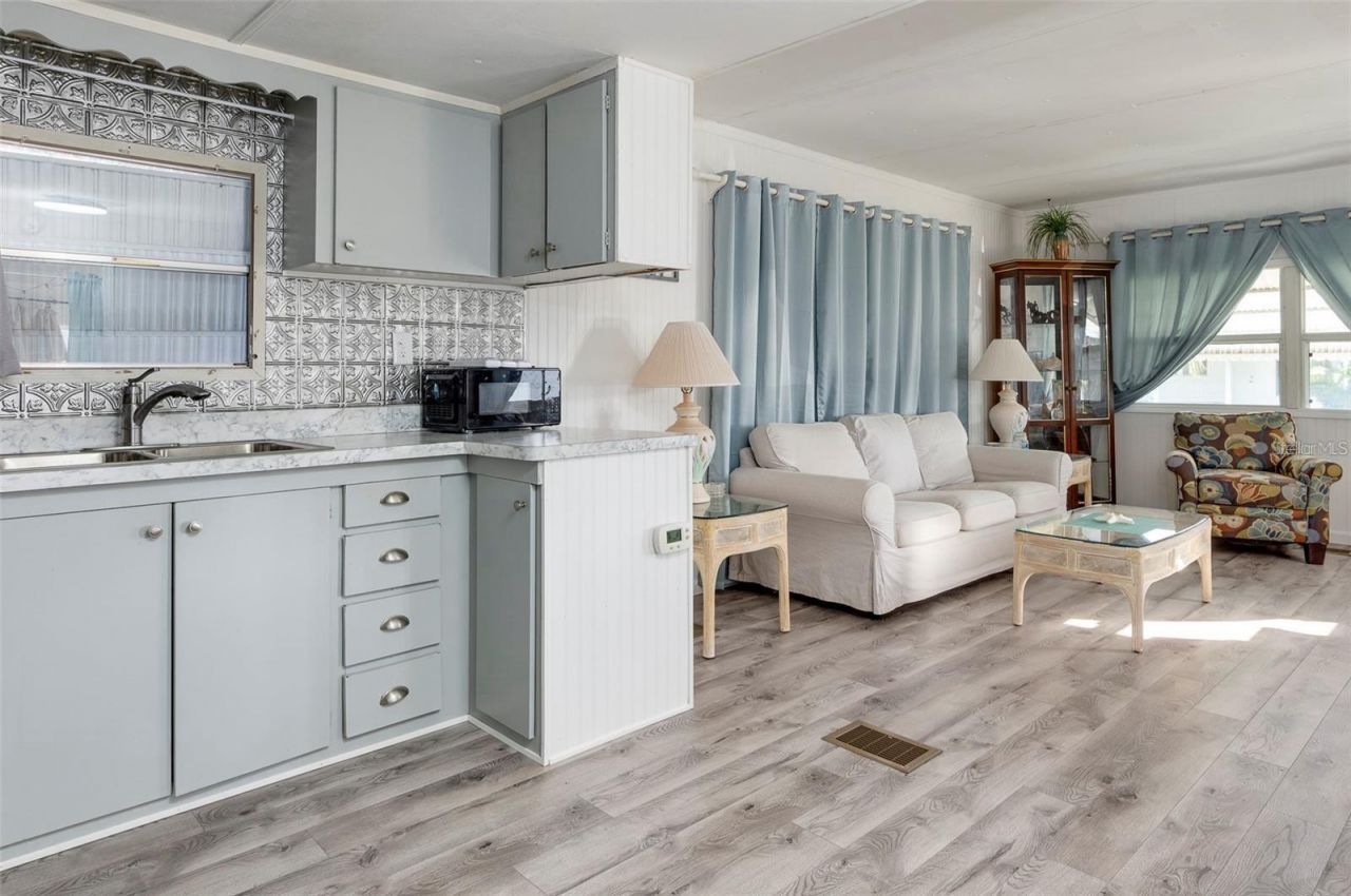 4086 72nd Way N, Unit 57, Saint Petersburg, FL 33709 Photo