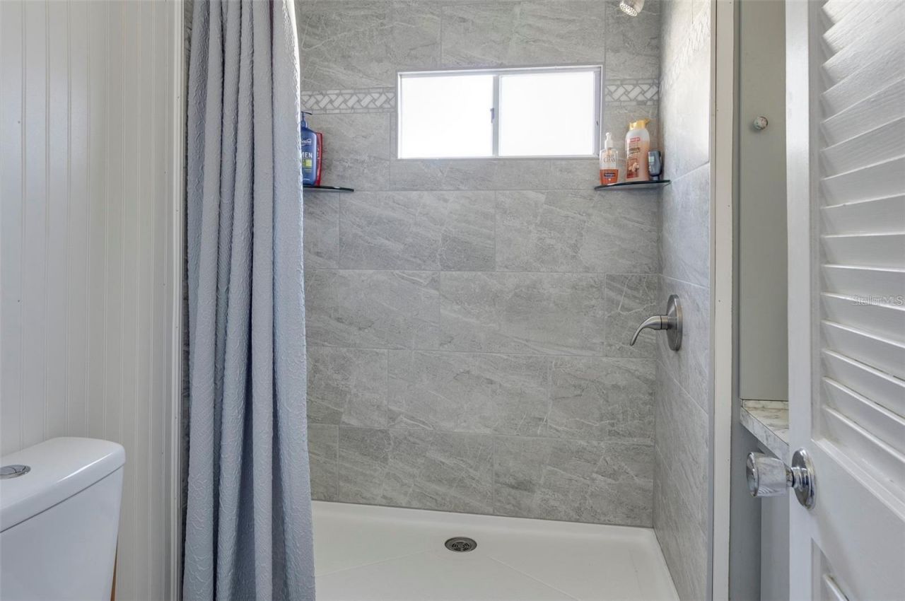 4086 72nd Way N, Unit 57, Saint Petersburg, FL 33709 Photo