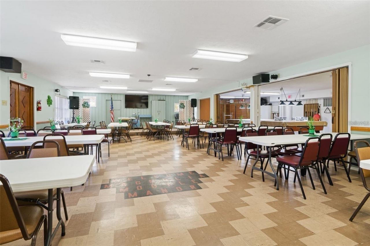 4086 72nd Way N, Unit 57, Saint Petersburg, FL 33709 Photo