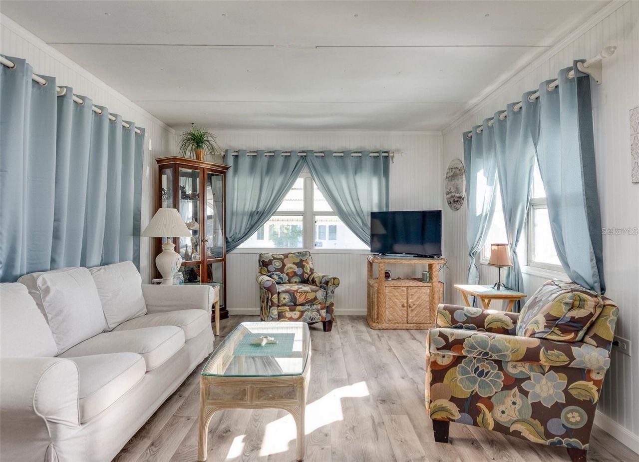 4086 72nd Way N, Unit 57, Saint Petersburg, FL 33709 Photo