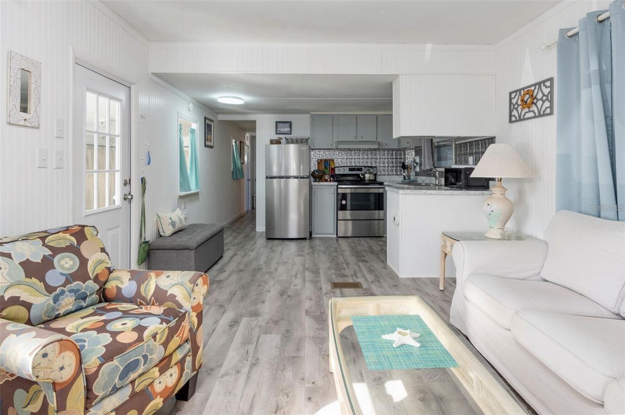 4086 72nd Way N, Unit 57, Saint Petersburg, FL 33709 Photo