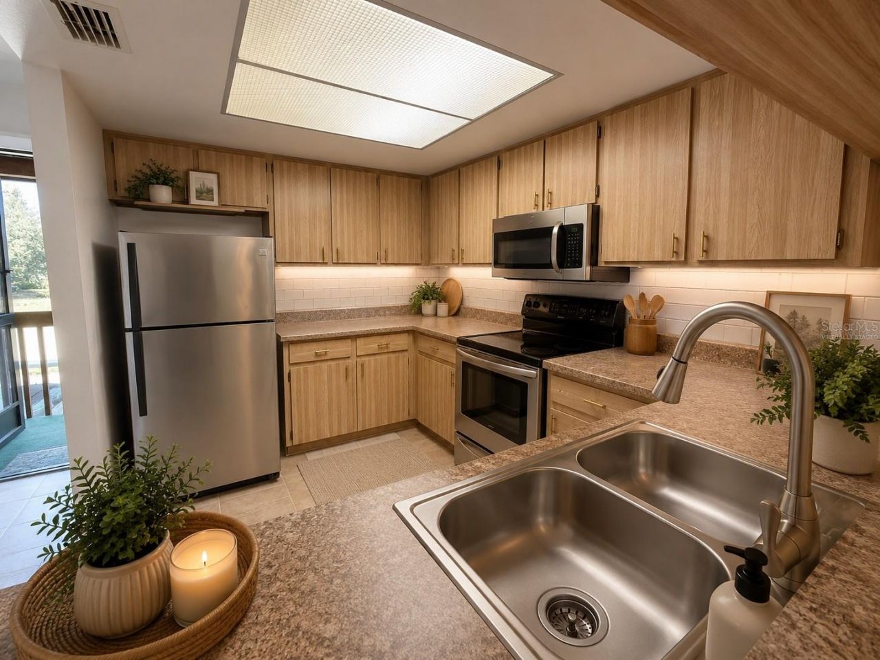 12155 Environmental Drive, Unit 6, New Port Richey, FL 34654 Photo