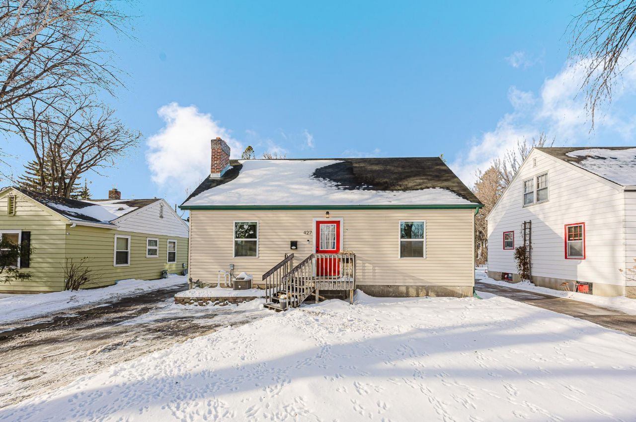 427 13th Street S, Moorhead, MN 56560 Main Photo