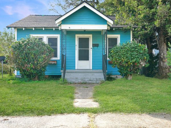 617 Cedar Crest Court, Lafayette, LA 70501