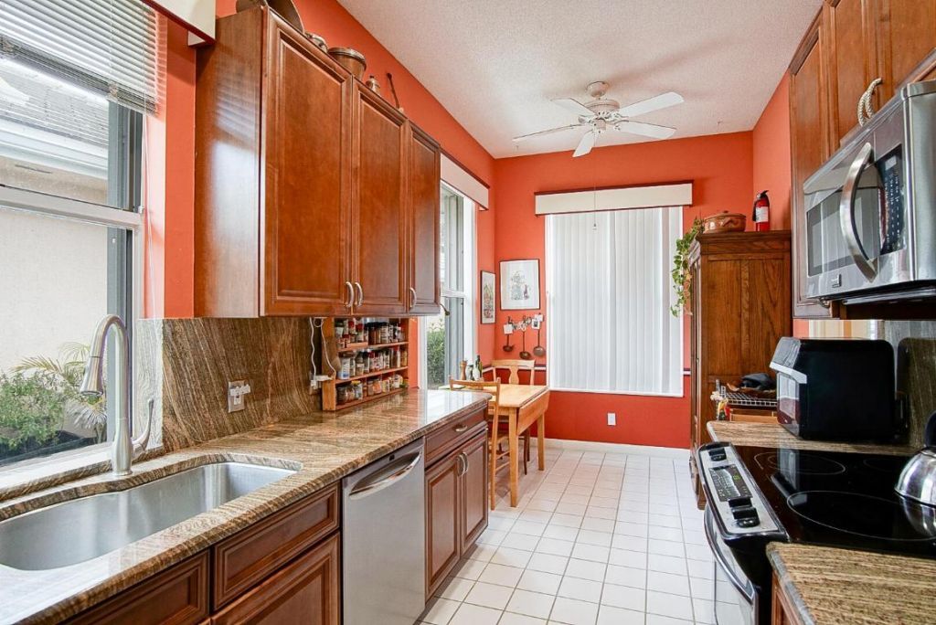 1553 NW Amherst Drive, Port Saint Lucie, FL 34986 Photo