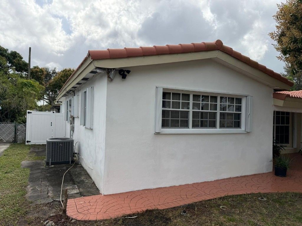 7928 N Juniper Street, Miramar, FL 33023 Photo