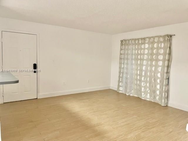 400 Palm Cir W, Unit 104, Pembroke Pines, FL 33025 Photo