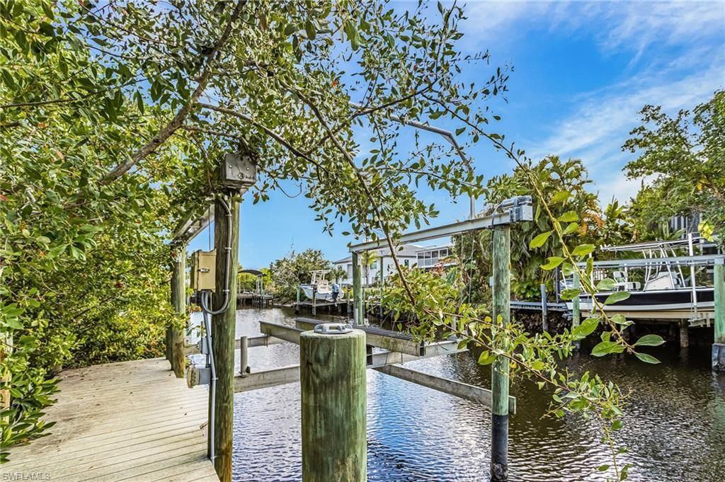 5311 Harborage Dr, Fort Myers, FL 33908 Photo