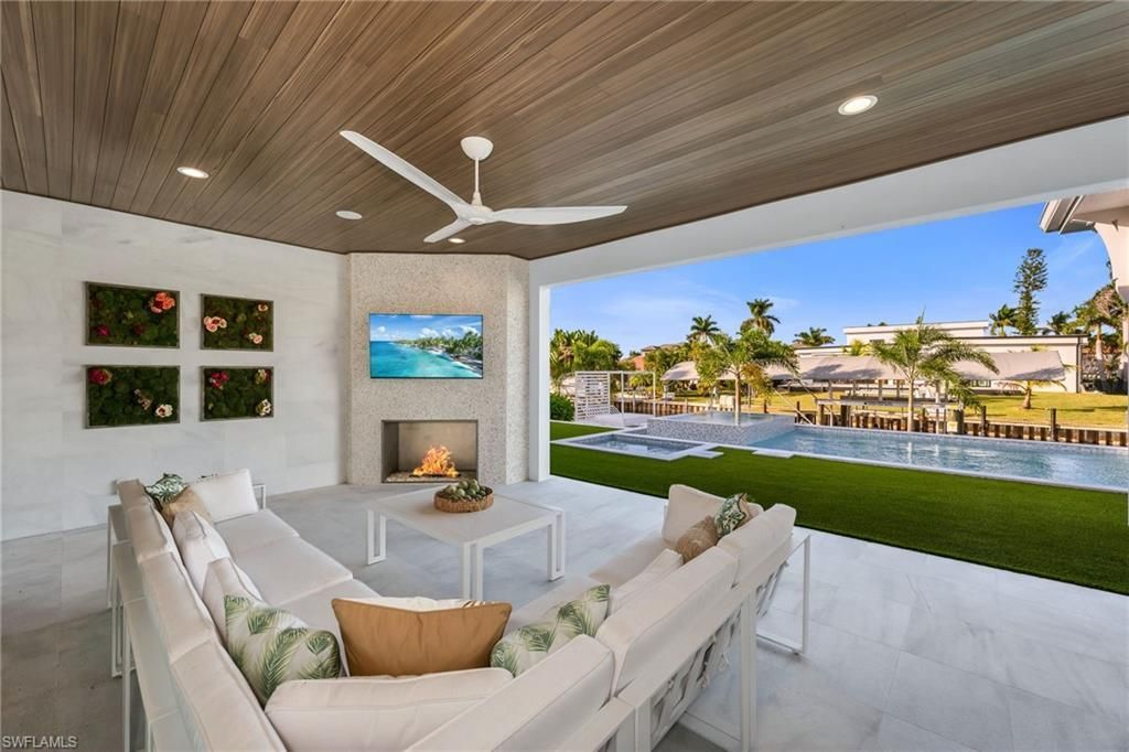 813 Cal Cove Dr, Fort Myers, FL 33919 Photo