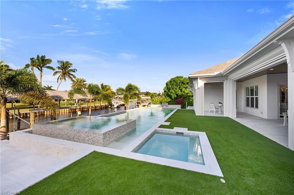 813 Cal Cove Dr, Fort Myers, FL 33919 Photo