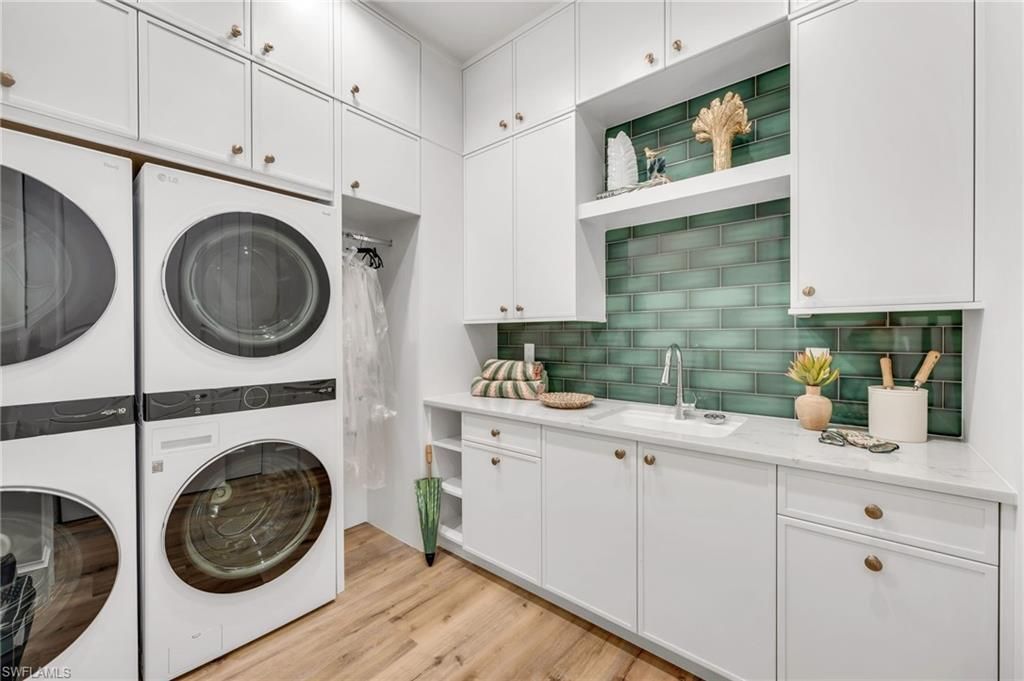 813 Cal Cove Dr, Fort Myers, FL 33919 Photo