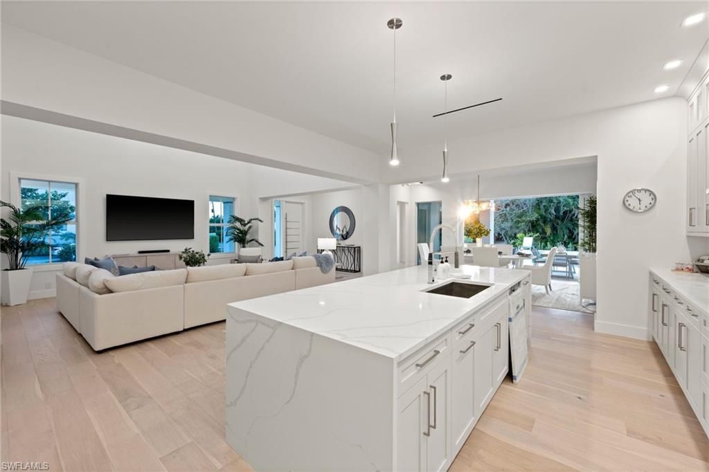 1984 Frederick St, Naples, FL 34112 Photo